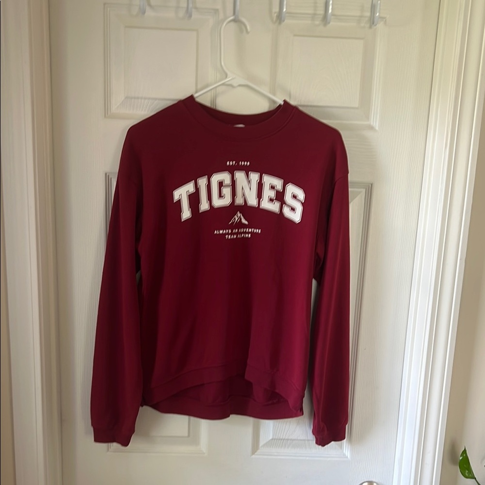 H&M Red Crew Neck Sweater Classic Style